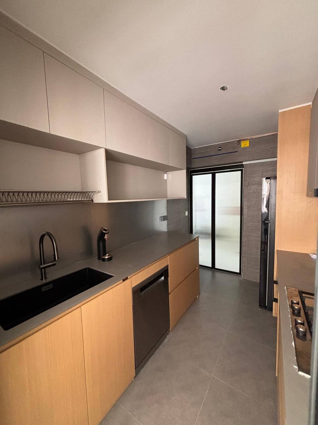 Aluminium Kitchen Cabinet Singapore, Design Profession project photo