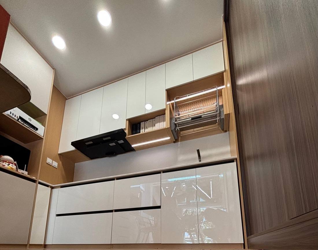 Aluminium Kitchen Cabinet Singapore, Design Profession project photo
