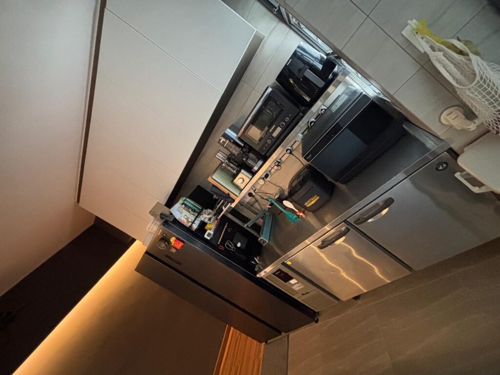 custom aluminum work in kitchen singapore